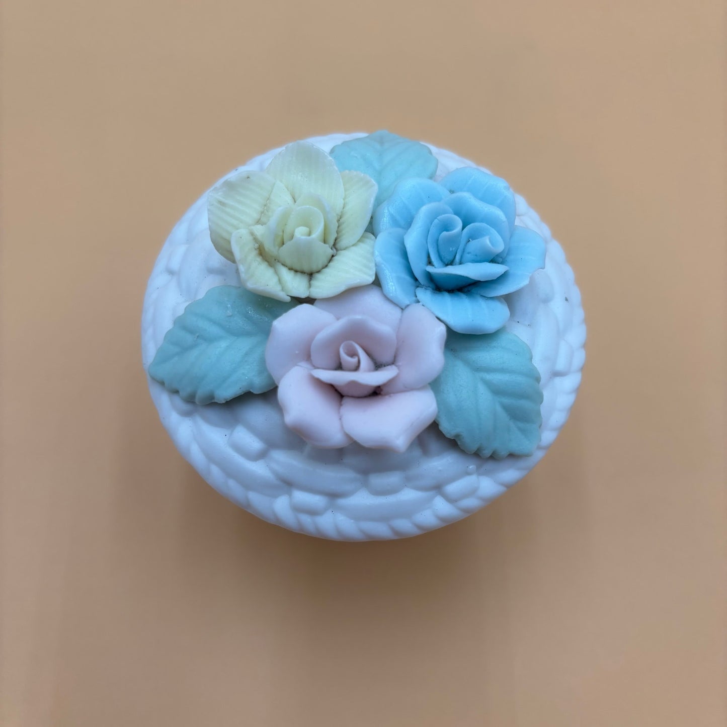 Porcelain Basket with Pastel Floral Lid β White Lattice Design