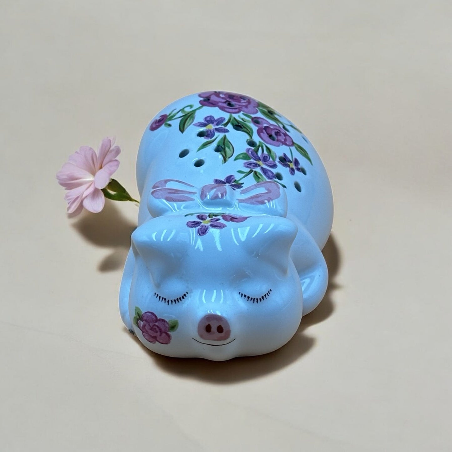 Vintage 1978 Avon Ceramic Pig Sachet β Floral Sleeping Pig with Bow, Made in Brazil