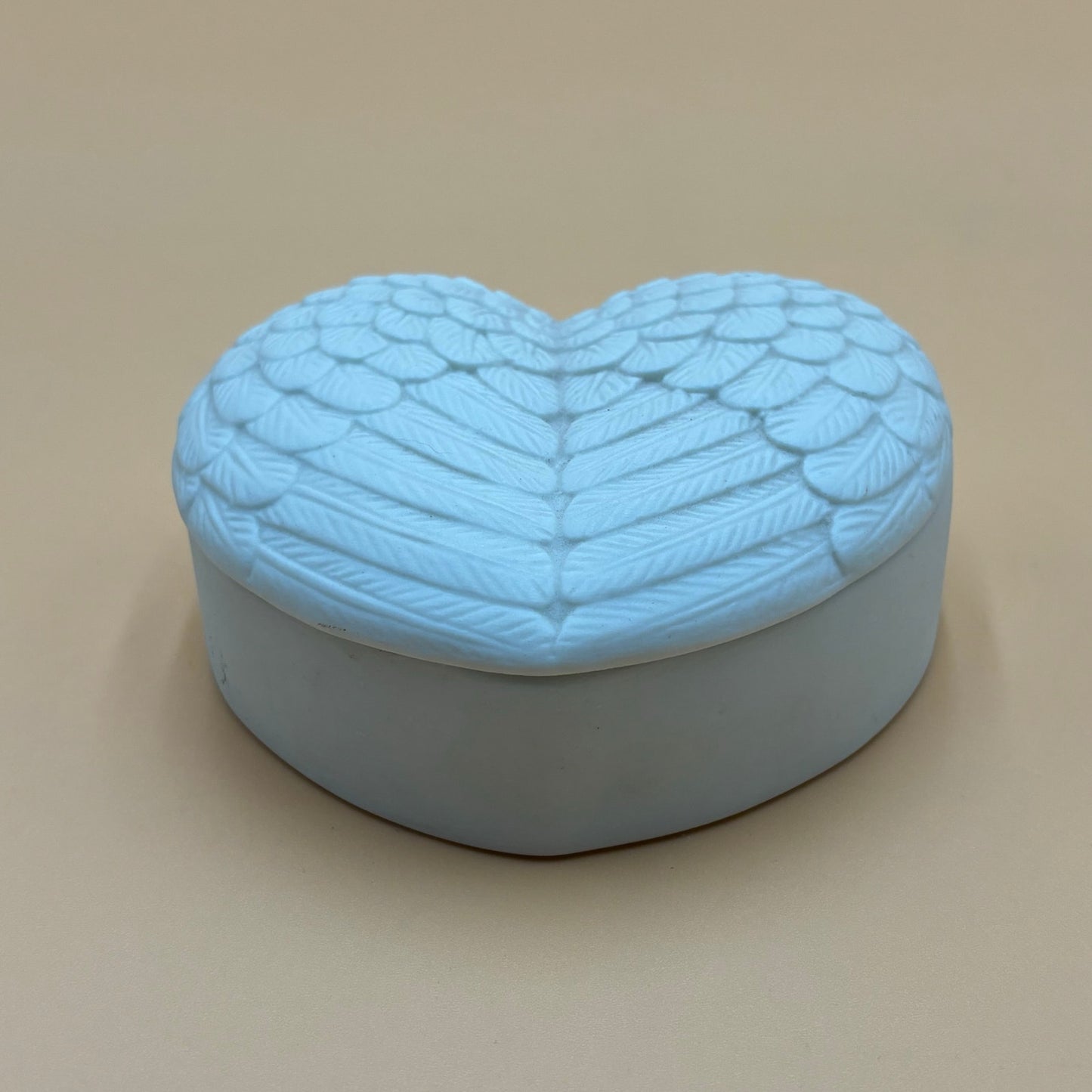White Angel Wing Heart-Shaped Feather Trinket Box β Ceramic