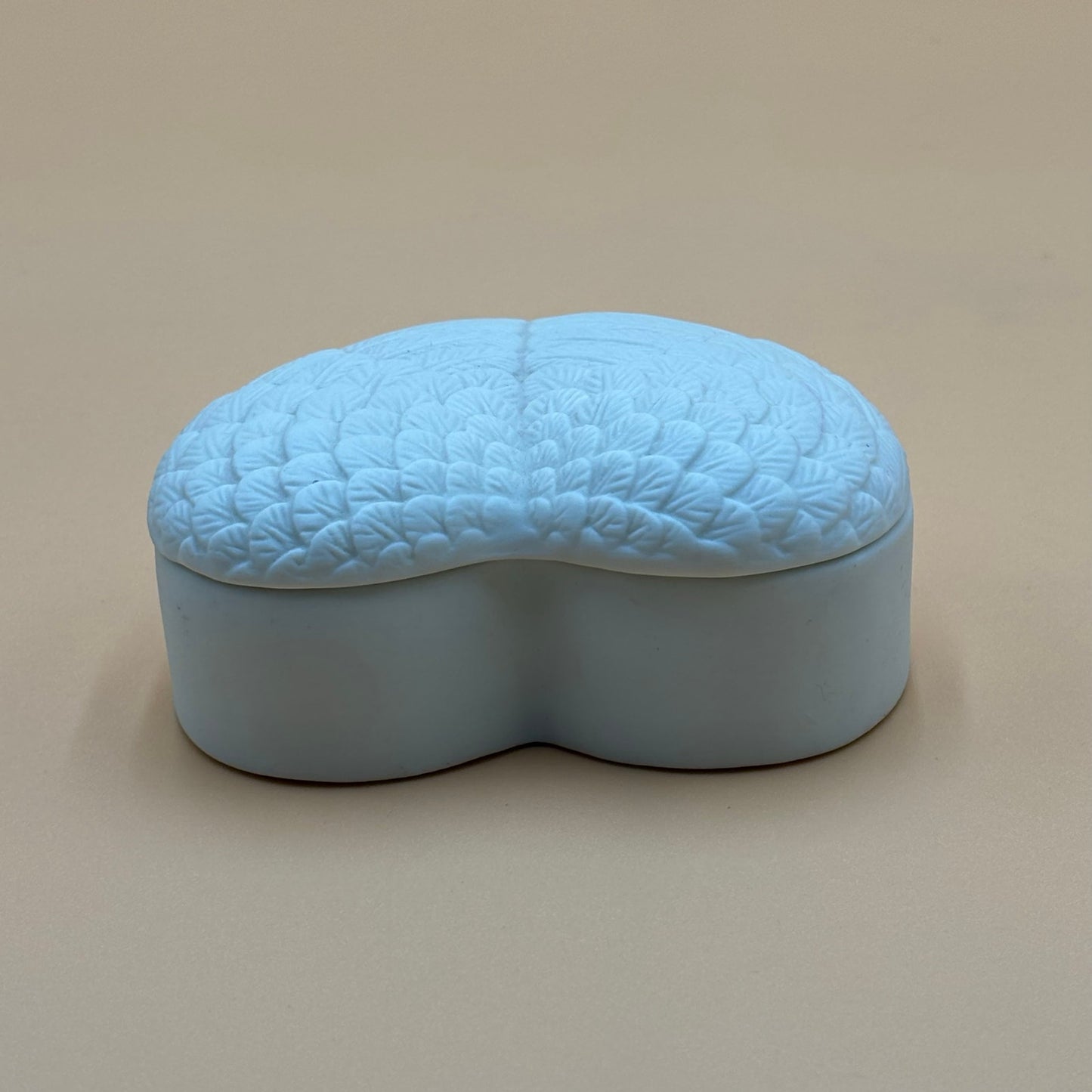 White Angel Wing Heart-Shaped Feather Trinket Box β Ceramic