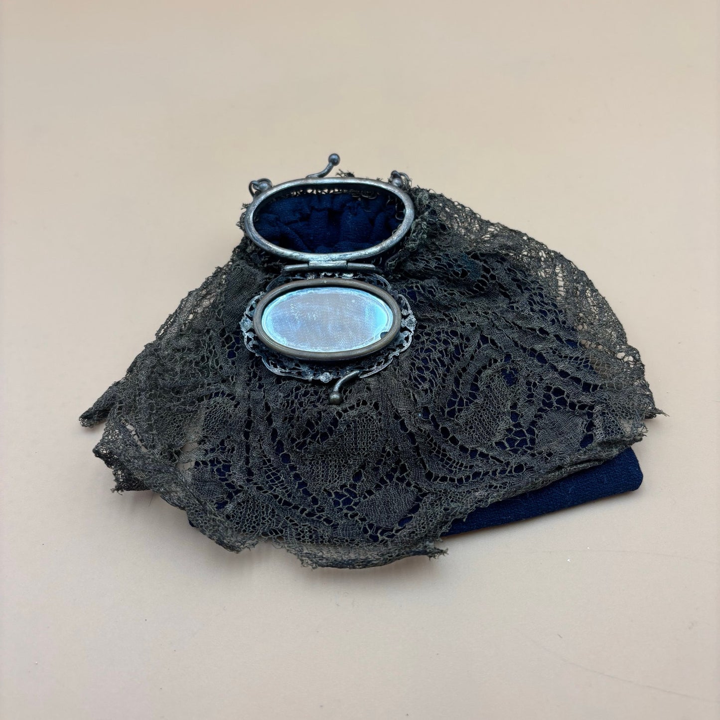 Antique Clip-On Purse with Mirror β Olive Green Lace & Blue Cloth Lining