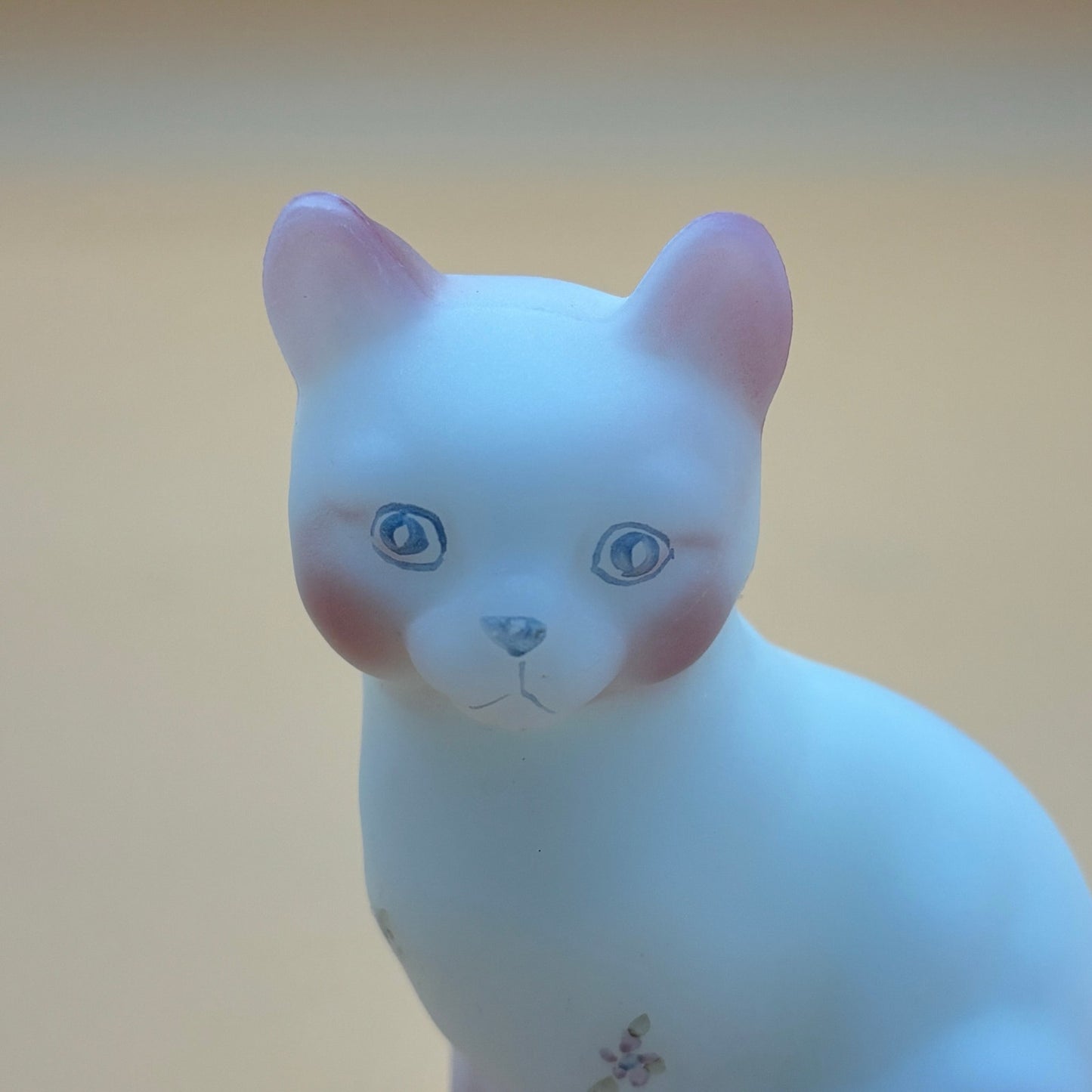 Vintage Fenton Satin Glass Cat Figurine – Hand-Painted & Signed by Artist