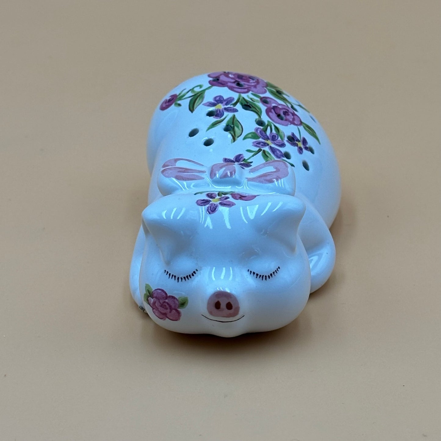 Vintage 1978 Avon Ceramic Pig Sachet β Floral Sleeping Pig with Bow, Made in Brazil
