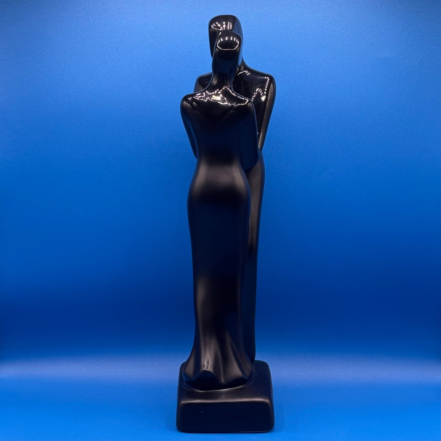 Vintage Art Deco Style Black Satin Ceramic Kissing Sculpture