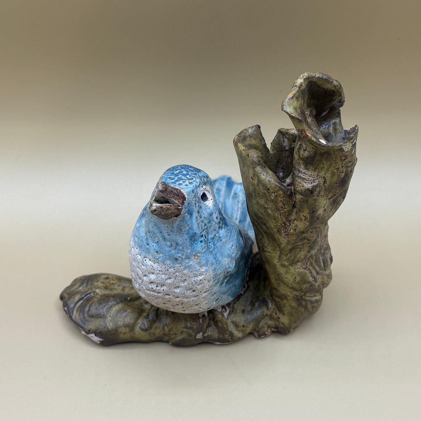 VTG Ceramic Blue Bird Sculpture On Drift Wood
