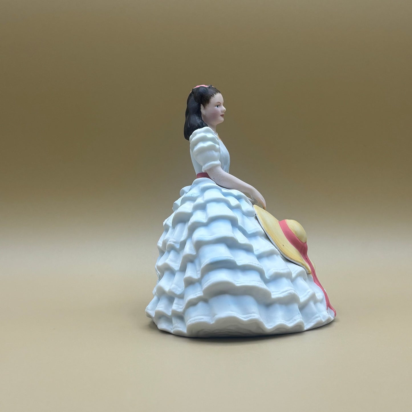 1983 Avon Gone with the Wind Scarlett O'Hara Figurine
