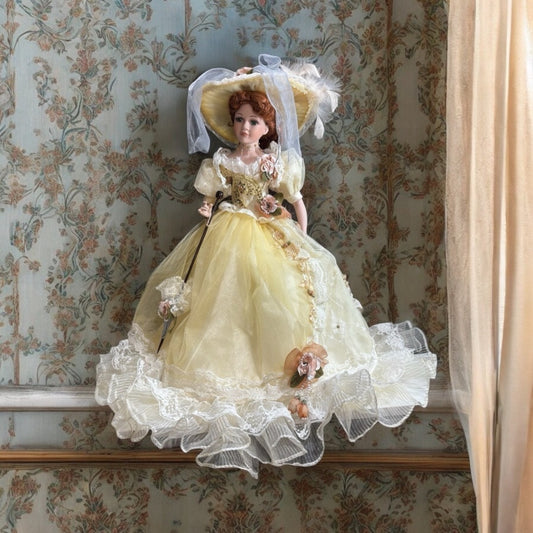 📦 VTG Victorian Style 21" Porcelain Doll - Yellow Ball Gown with Parasol
