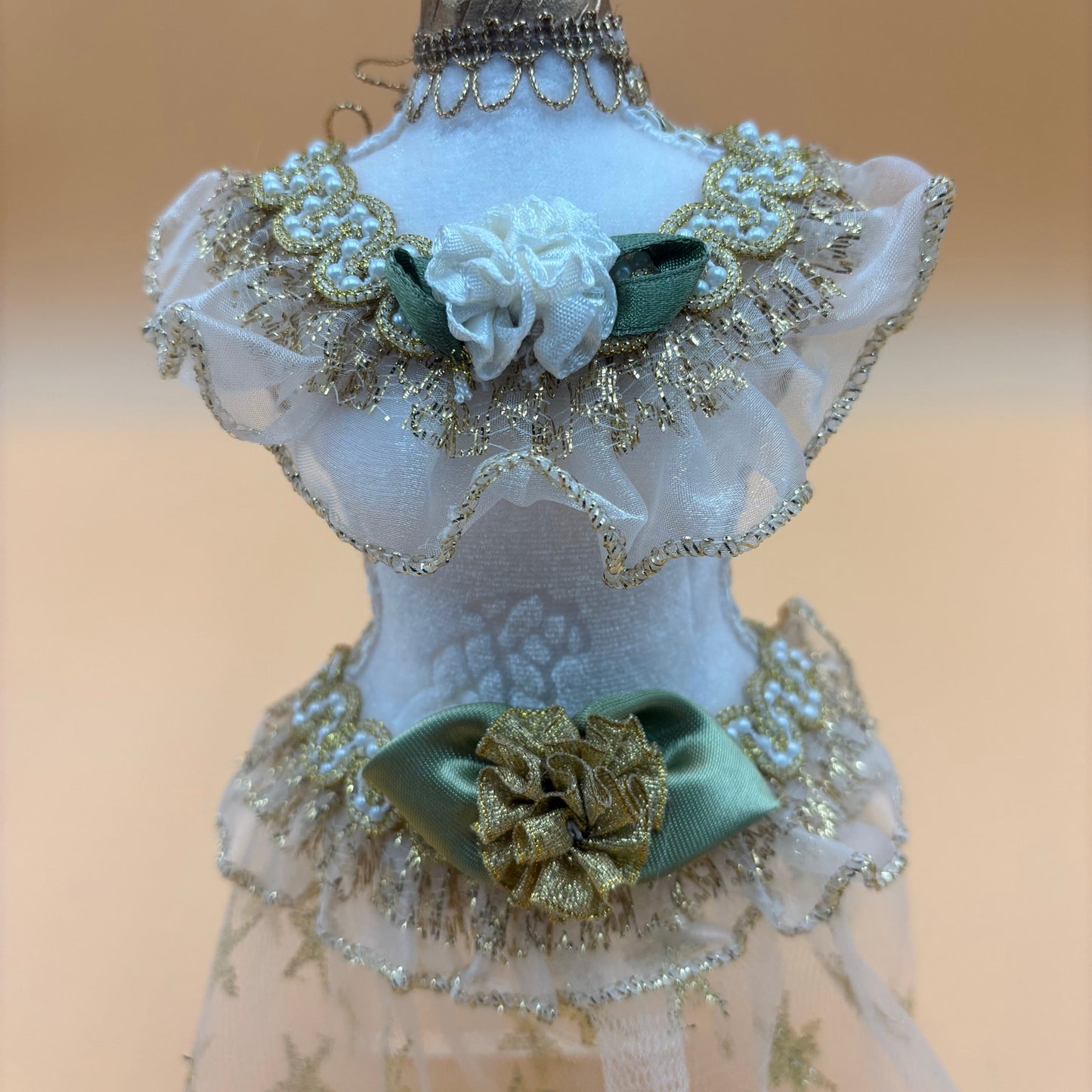 Vintage 1983 Porcelain Head Dress Form Display - 16" Tall