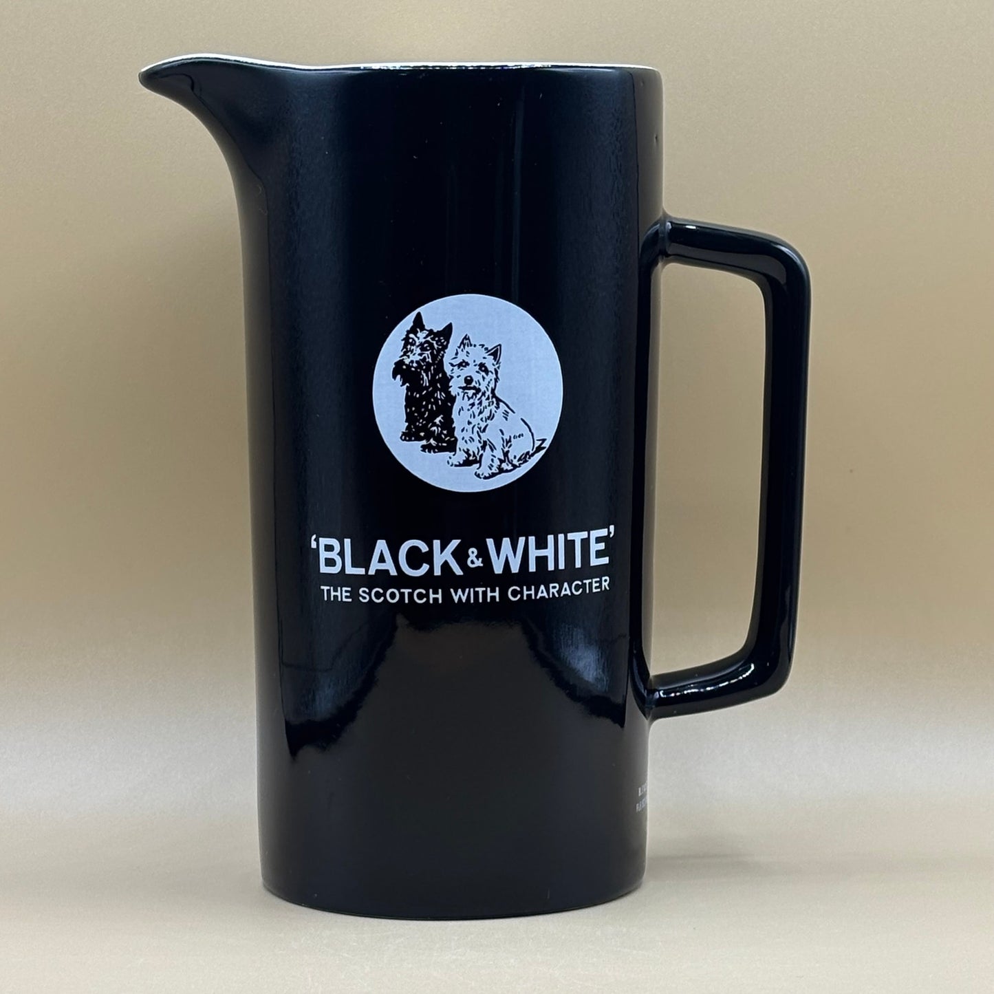 Black & White Scotch Whisky Pitcher - Fleischmann