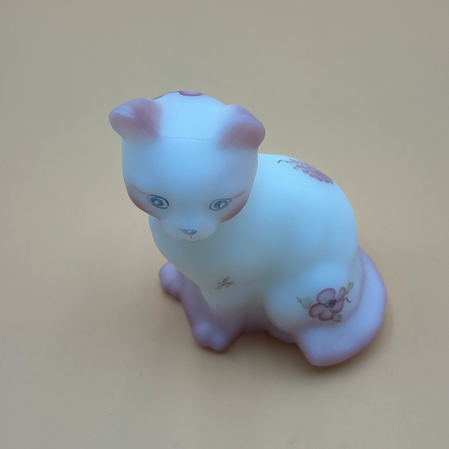 Vintage Fenton Satin Glass Cat Figurine – Hand-Painted & Signed by Artist