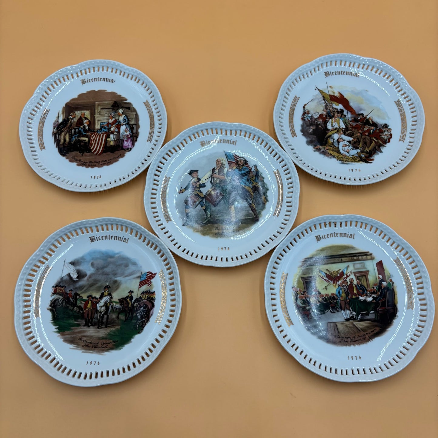 1976 Bicentennial Collector Plates Set of 5 - Historical Scenes