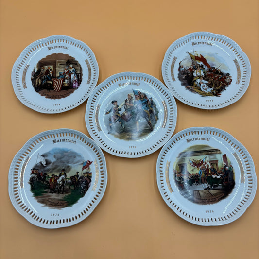 1976 Bicentennial Collector Plates Set of 5 - Historical Scenes