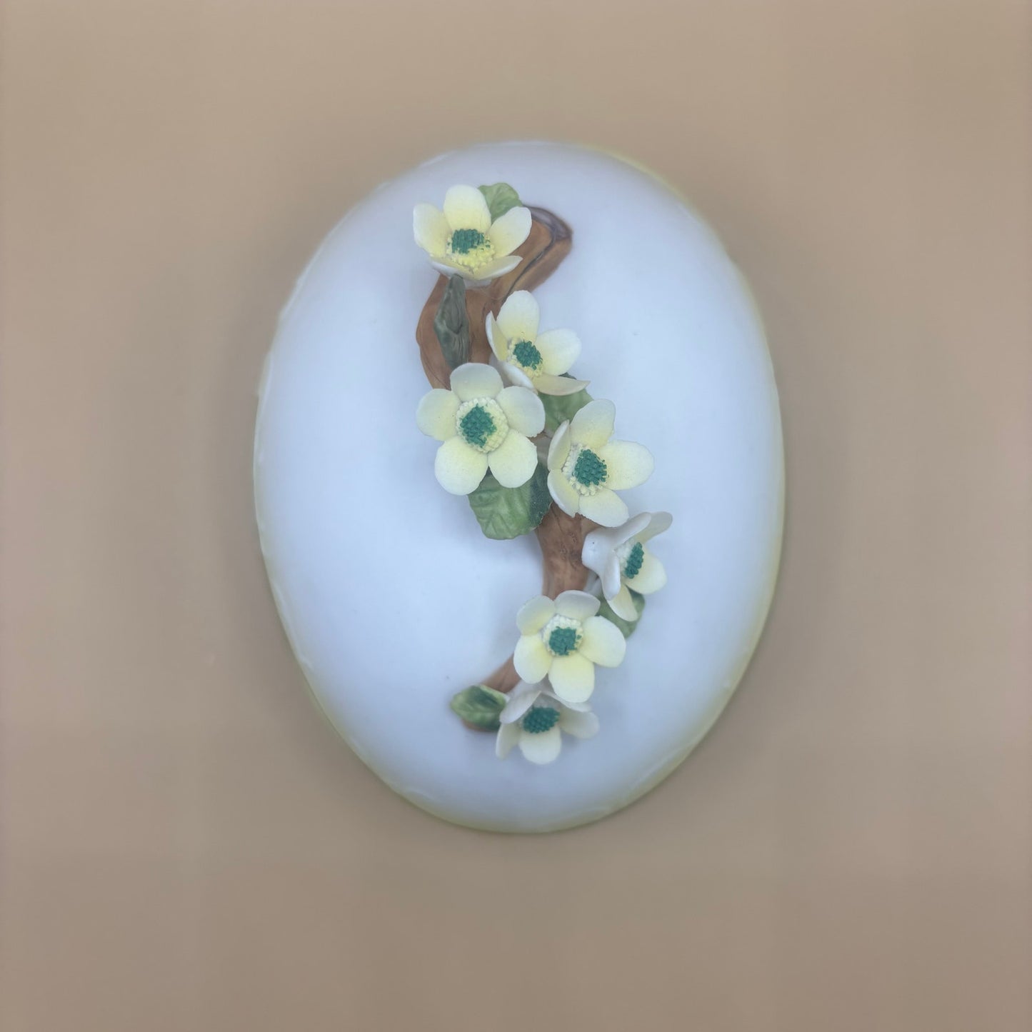 1983 Lefton Porcelain Egg Box L9950 - Applied Flower Design